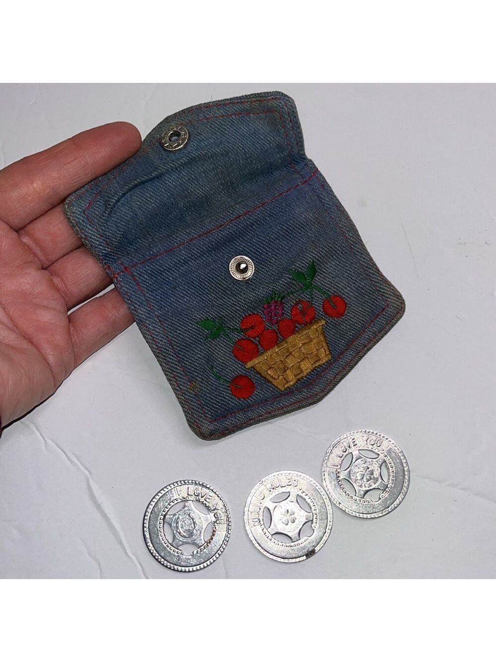 Vintage denim cherry basket coin purse • button pouch • with lucky coins - Picture 6 of 9